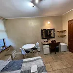 Privet Room With Bathrom 150M From The Beach