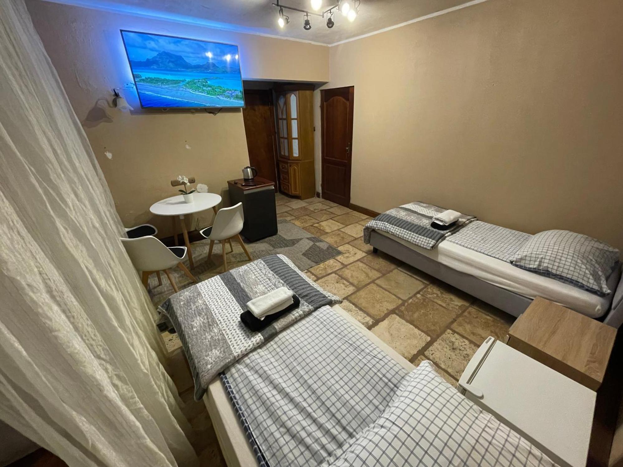 Privet Room With Bathrom 150M From The Beach